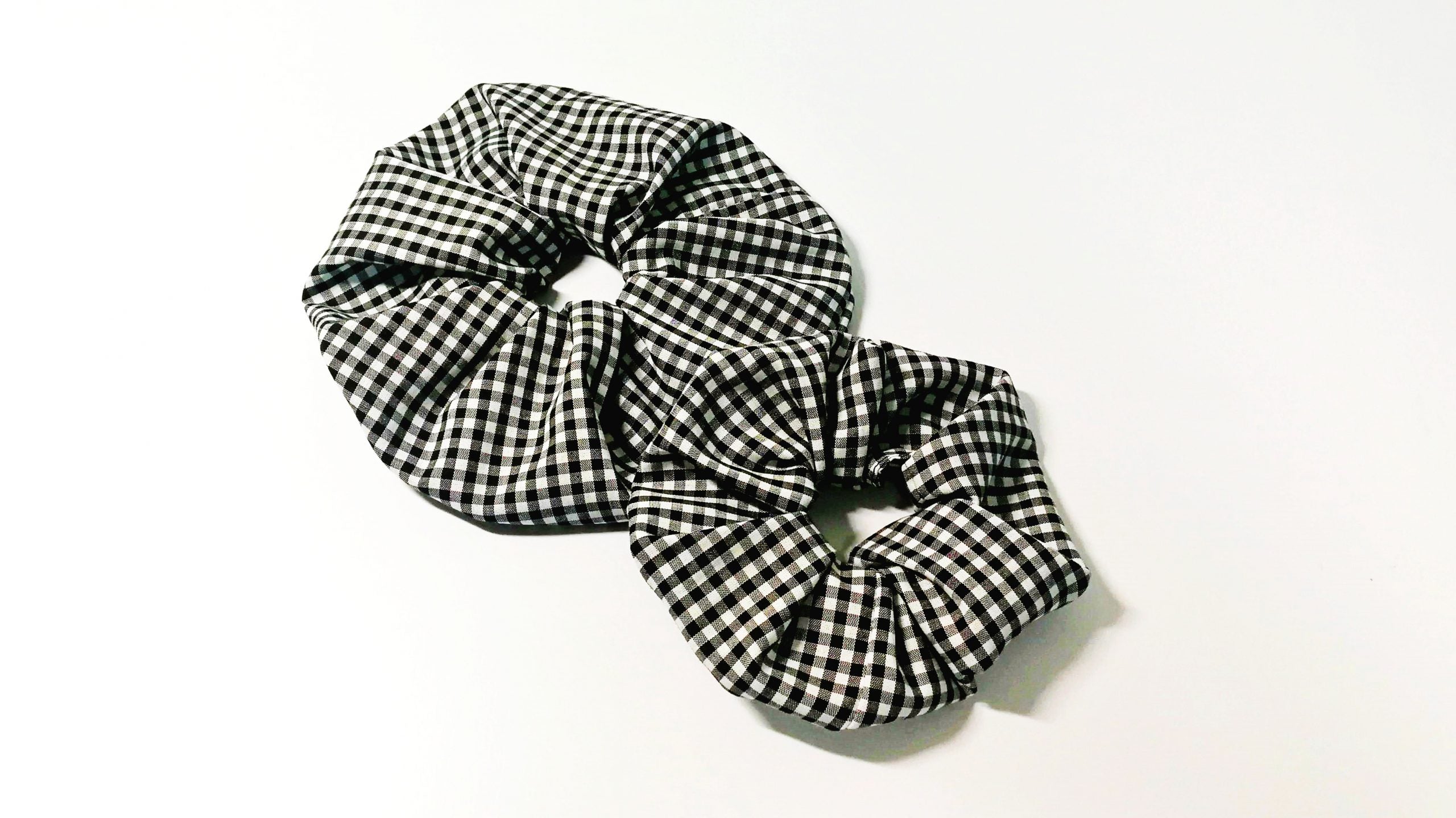 髪がまとめやすい、大人かわいいシュシュの作り方!|ハンドメイド 初心者のための洋裁メディア縫いナビ|丸石織物