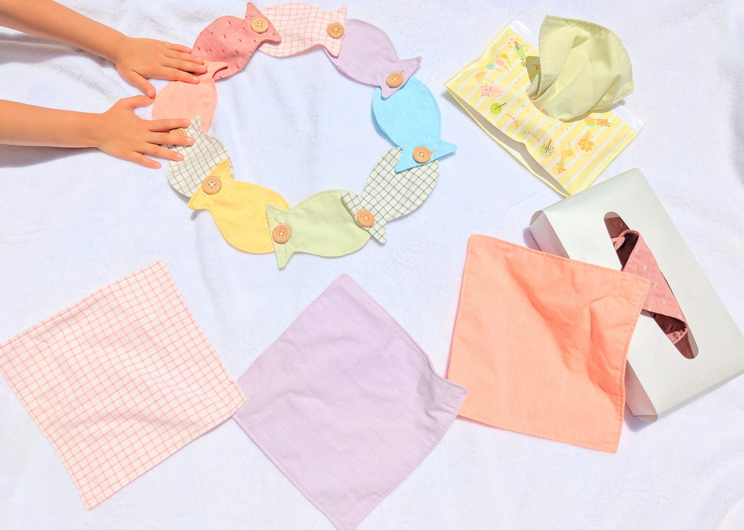 【ハギレ活用】無限ティッシュ&ぼたん遊びの作り方|簡単知育布おもちゃ