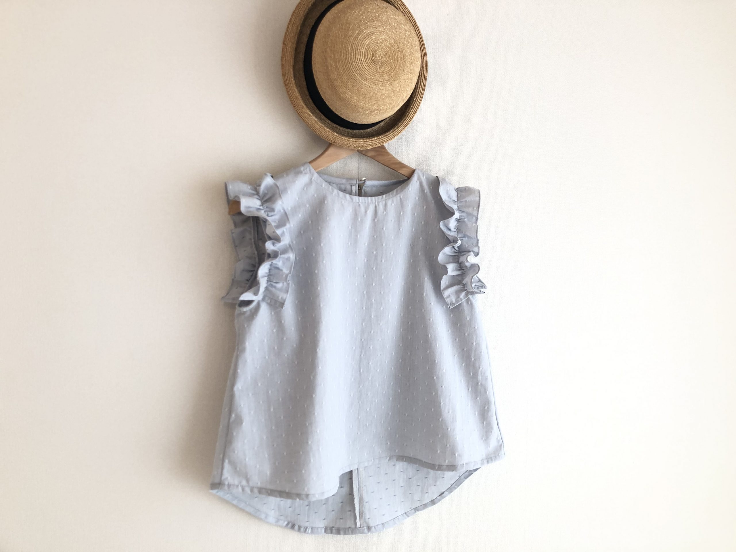 大人かわいい!織ドット生地で簡単ノースリーブブラウス