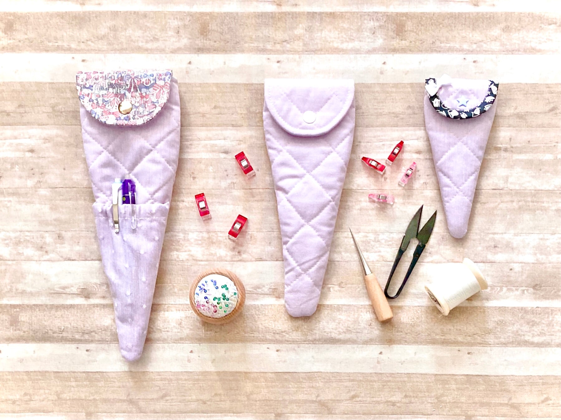 【ハギレ活用!】簡単かわいいはさみケースの作り方|ハンドメイド初心者のための洋裁メディア縫いナビ