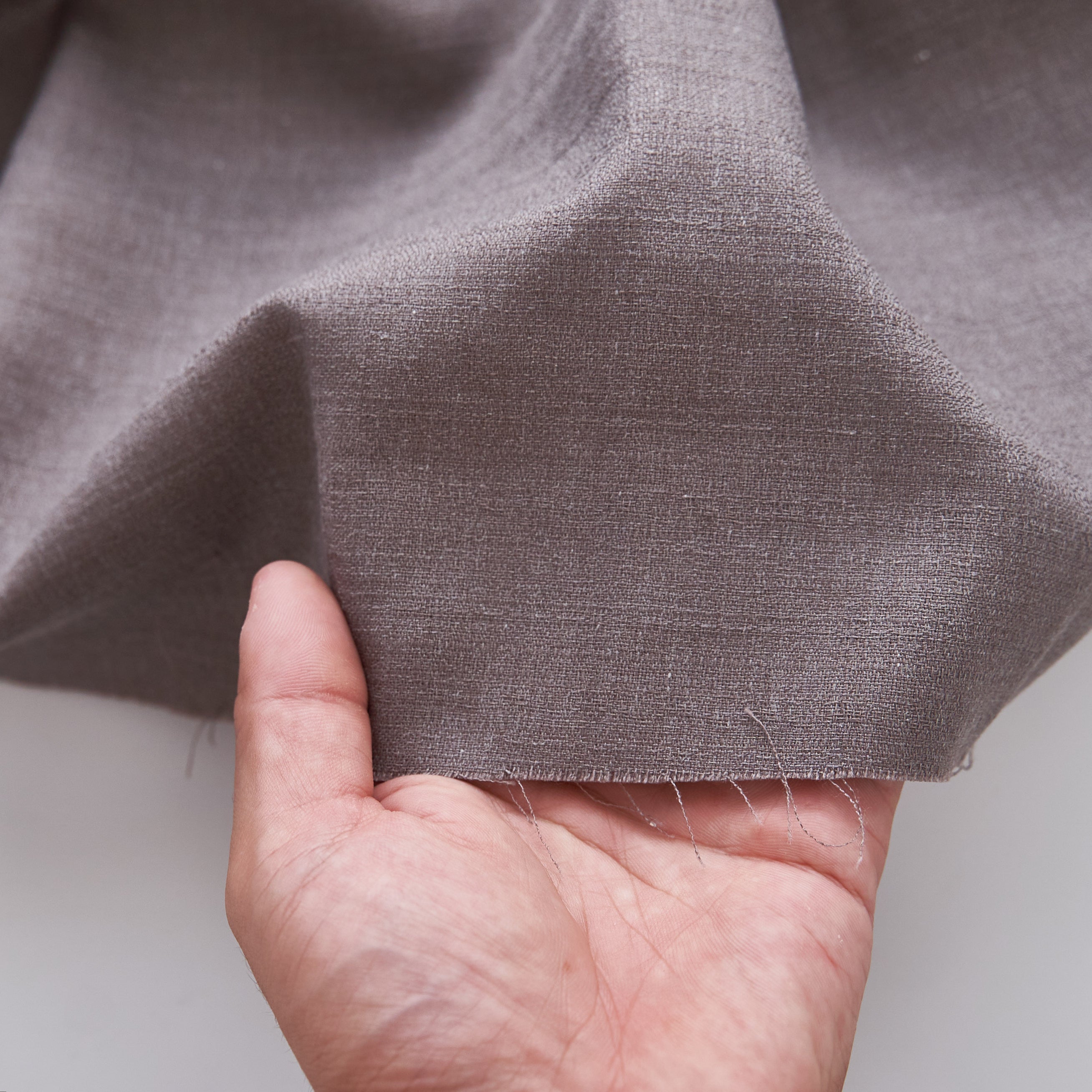 実は売れてます。店長が推す、春におすすめ隠れた人気の綿ポリ生地