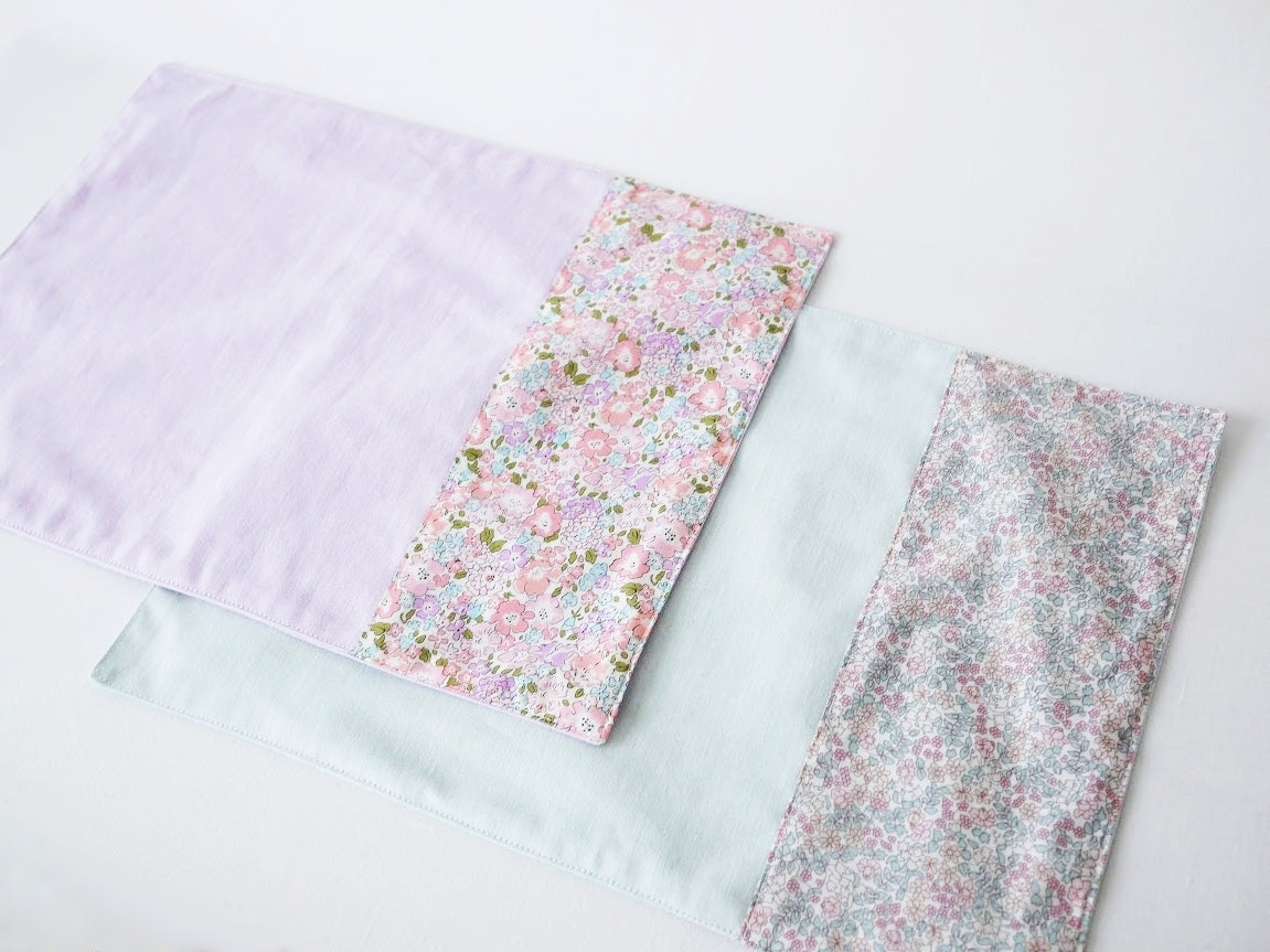 初心者でも簡単!かわいい切り替えランチョンマットの作り方(裏地あり)|完成写真|ハンドメイド初心者のための洋裁メディア縫いナビ|丸石織物
