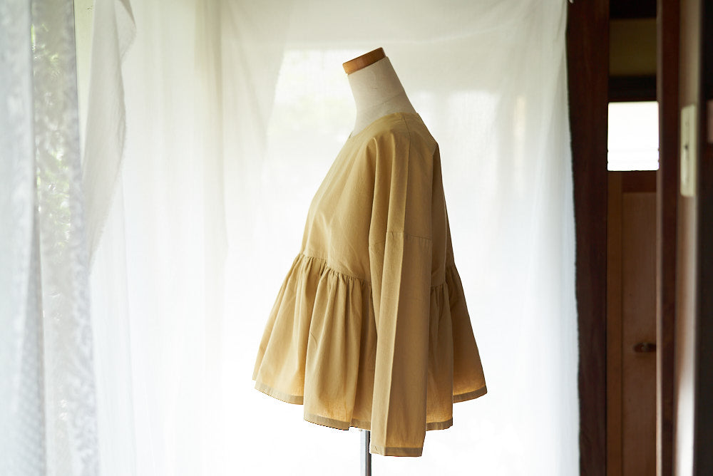 ギャザーが可愛い!大人用ブラウスの作り方|はじめての大人服の作り方