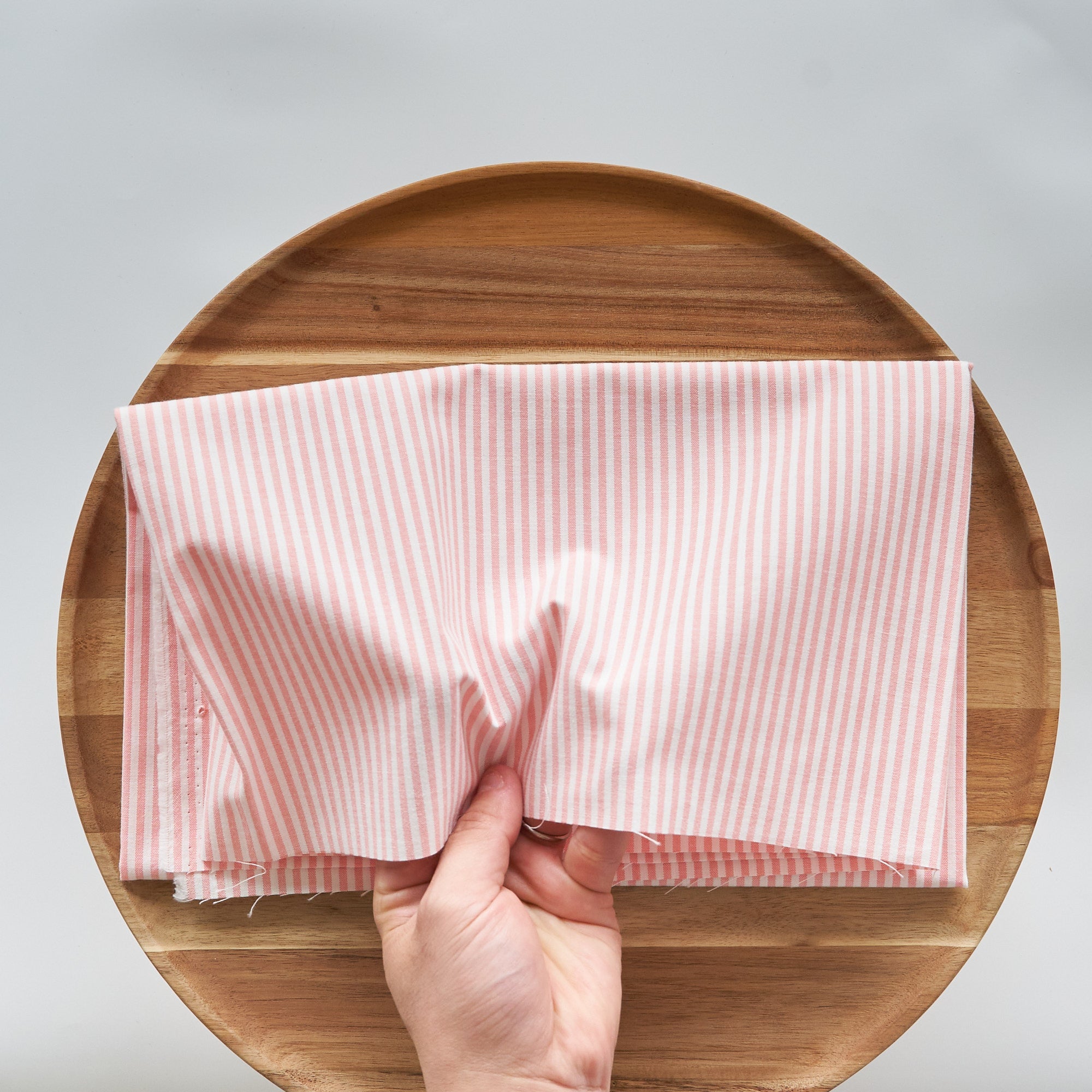 綿ポリ交織ダンガリー3mmストライプ#102 サーモンピンク