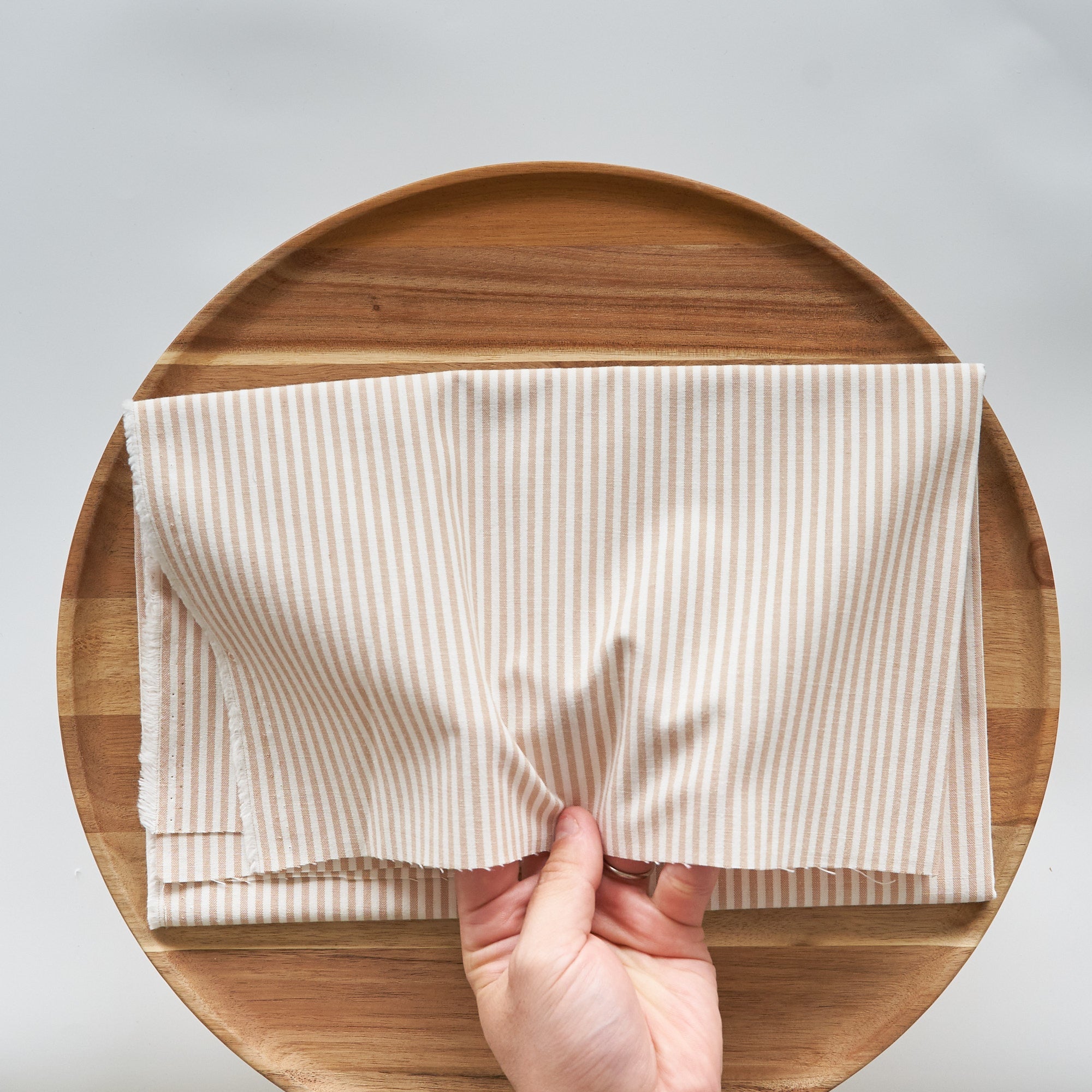 綿ポリ交織ダンガリー3mmストライプ#107 ベージュ