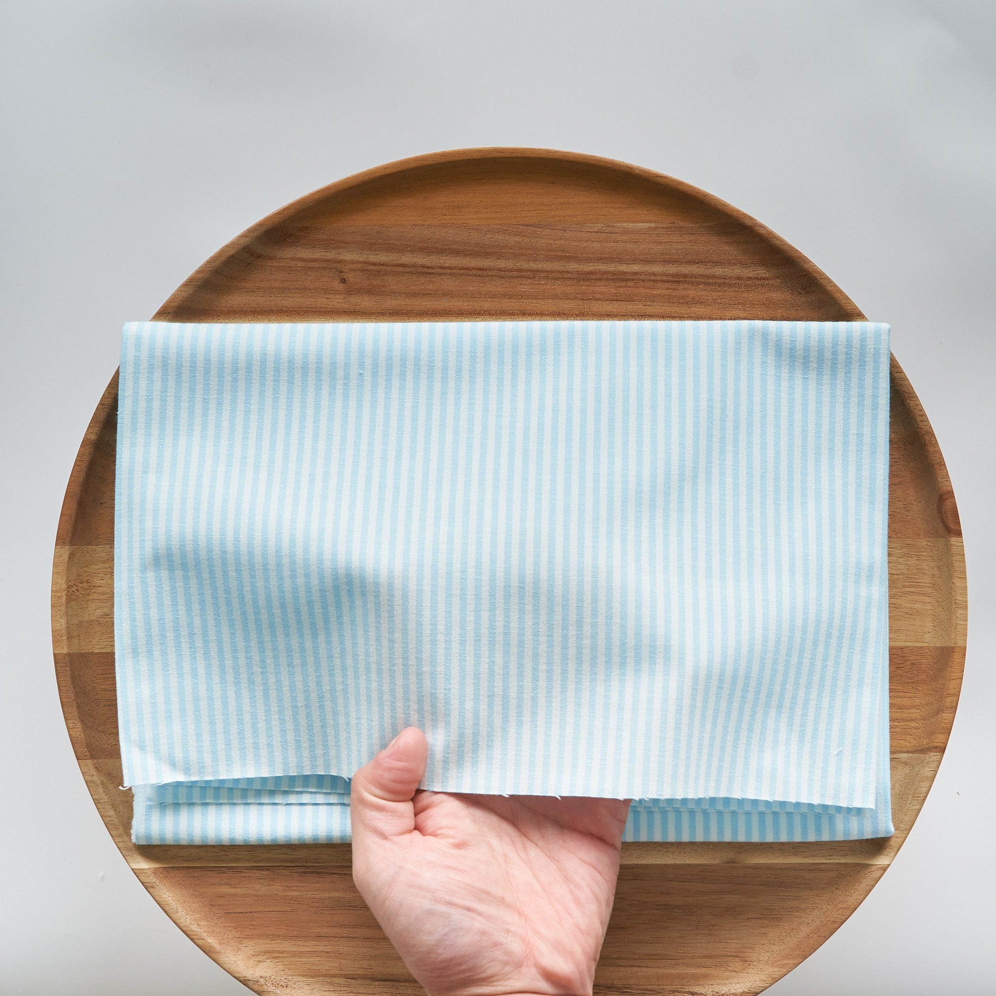 綿ポリ交織ダンガリー3mmストライプ#124 アクアブルー