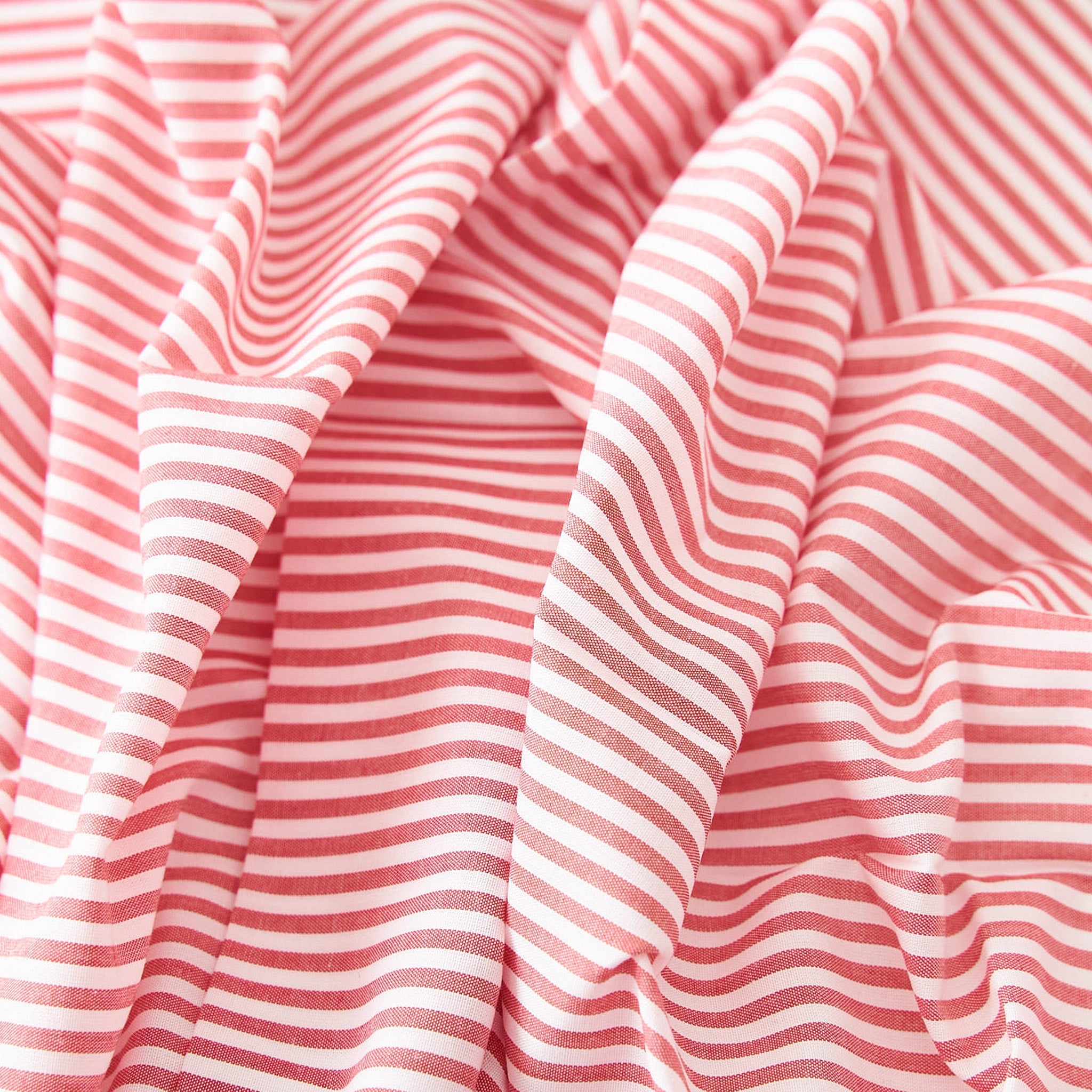 綿ポリ混紡ハーフダンガリー3mmストライプ#E レッド