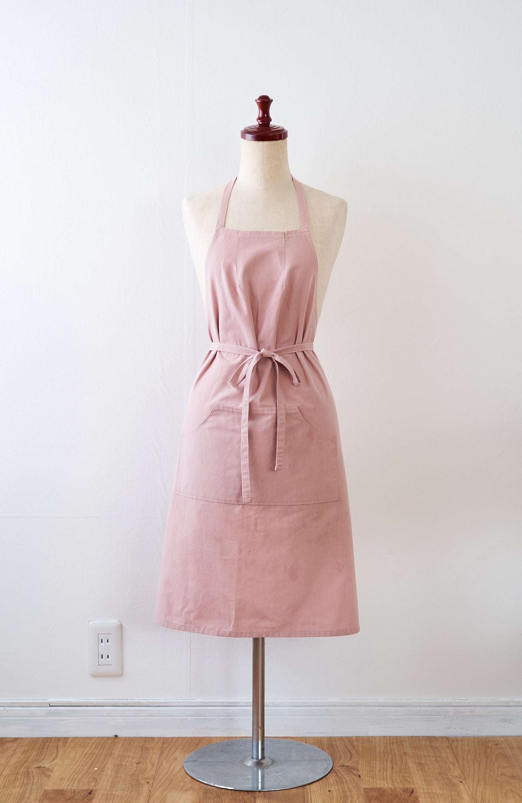 【A4貼り合わせ印刷済】シンプルなエプロンの型紙【商用利用可】