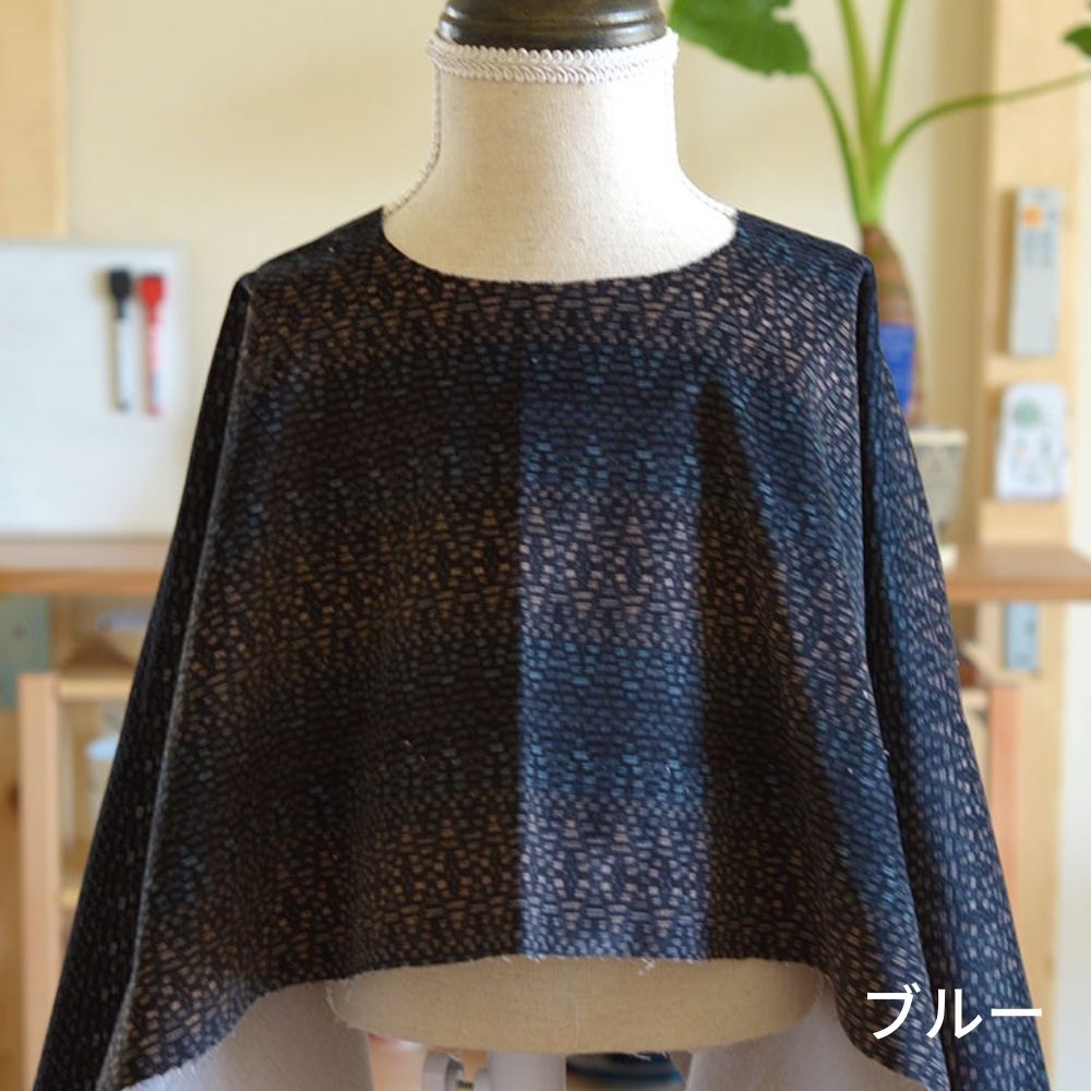 ストレッチコーデュロイ ネイティブ柄