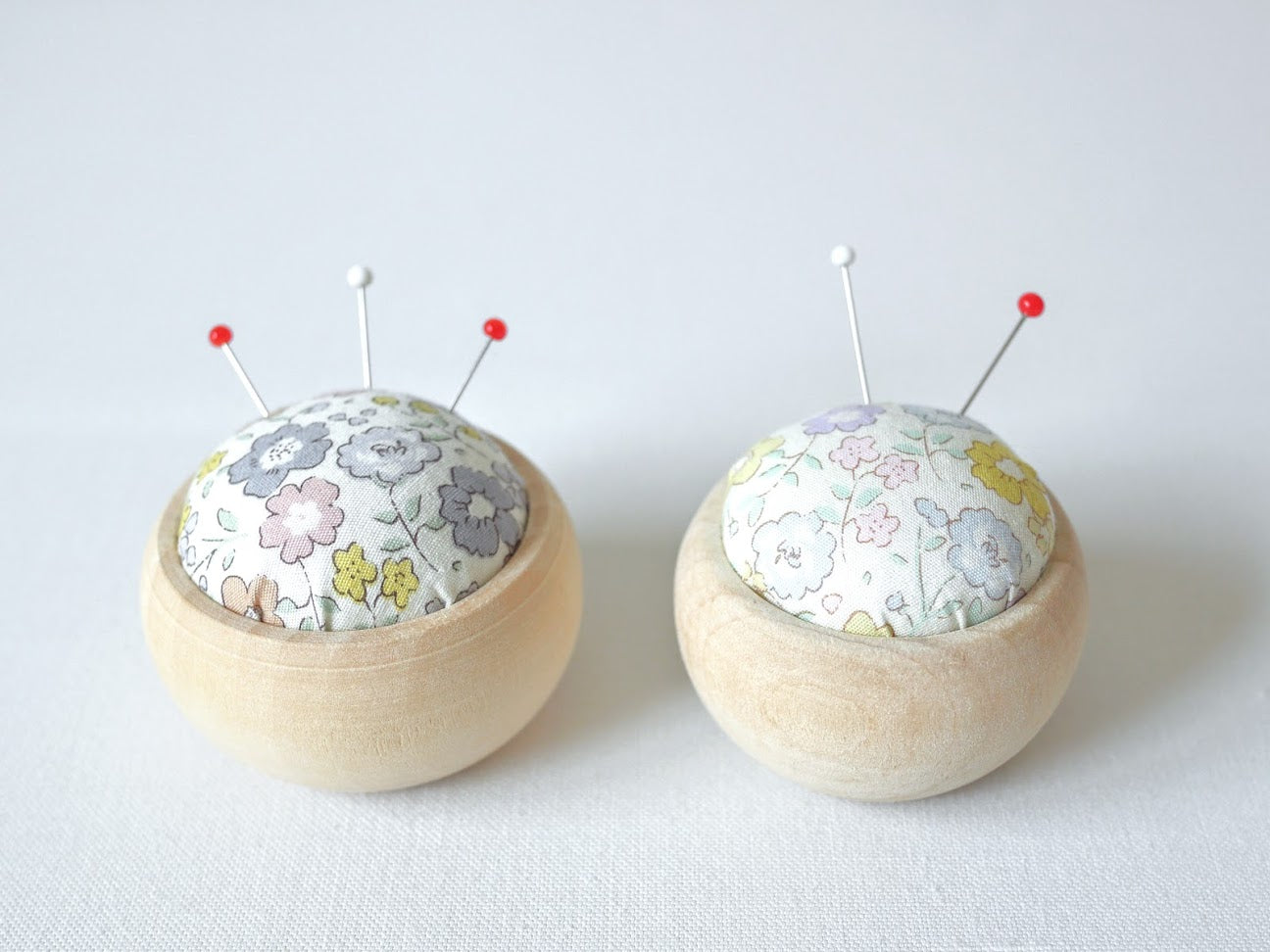 【100均リメイク】ウッドボウルピンクッションの作り方