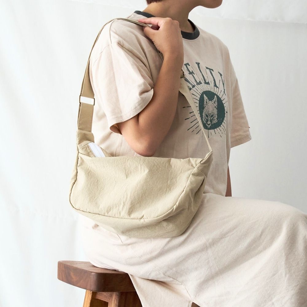 10-008ハーフムーンショルダーバッグ型紙