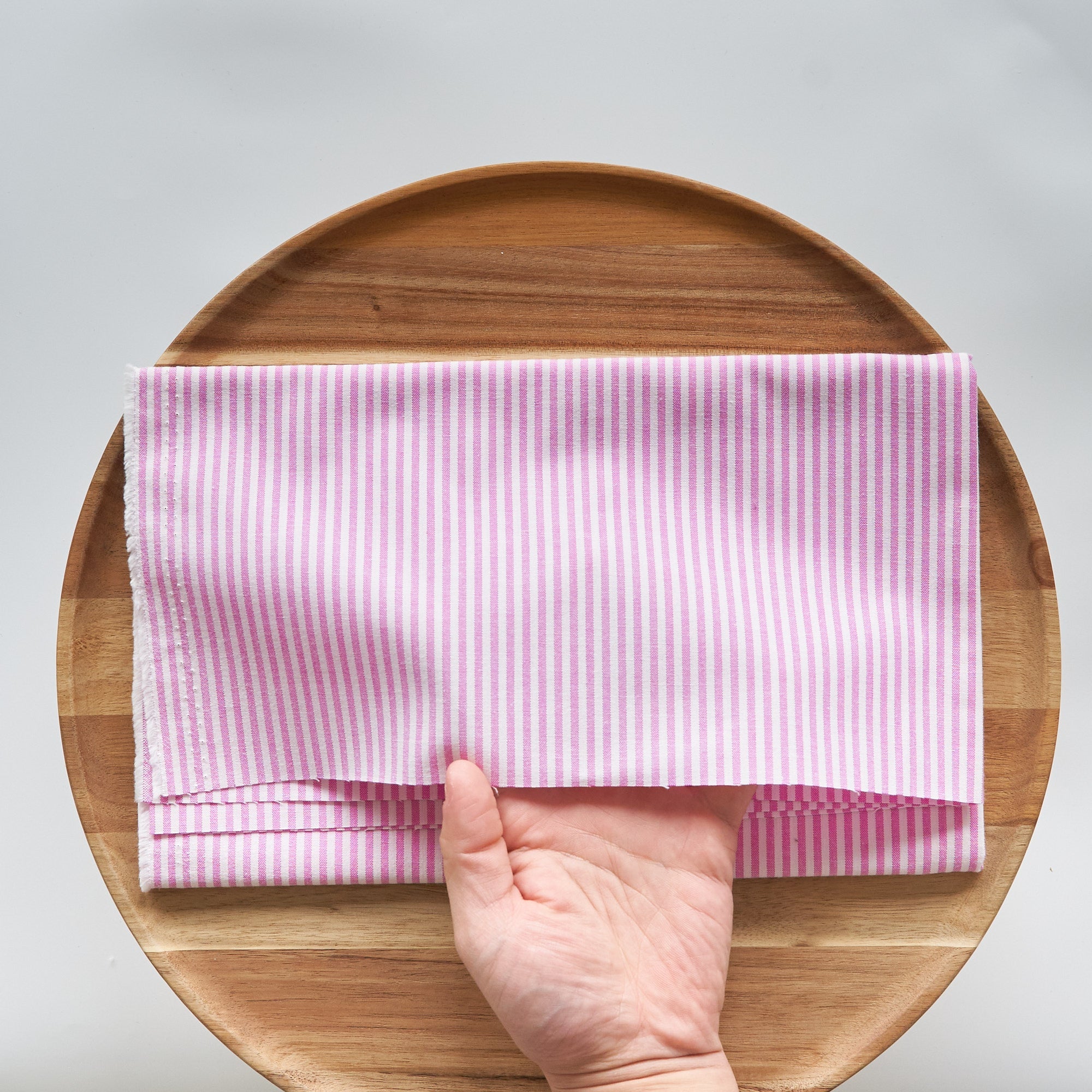 綿ポリ交織ダンガリー3mmストライプ#121 ラズベリー