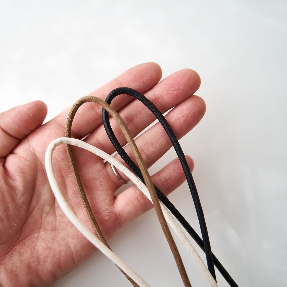 コットンワックスコード4mm 3色 高級感のある艶 | 生地のマルイシ